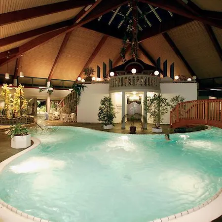 アパート Apartment Central *